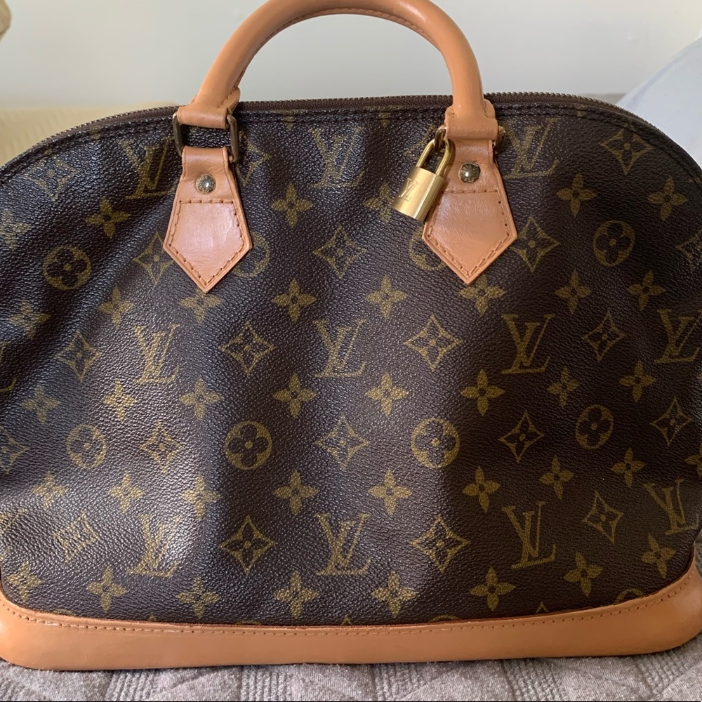 Louis Vuitton Alma